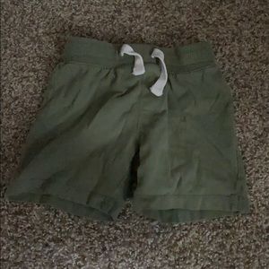 Old navy 2t shorts